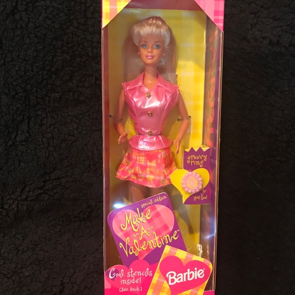 1998 Make A Valentine Special Edition Barbie - Picture 1 of 6